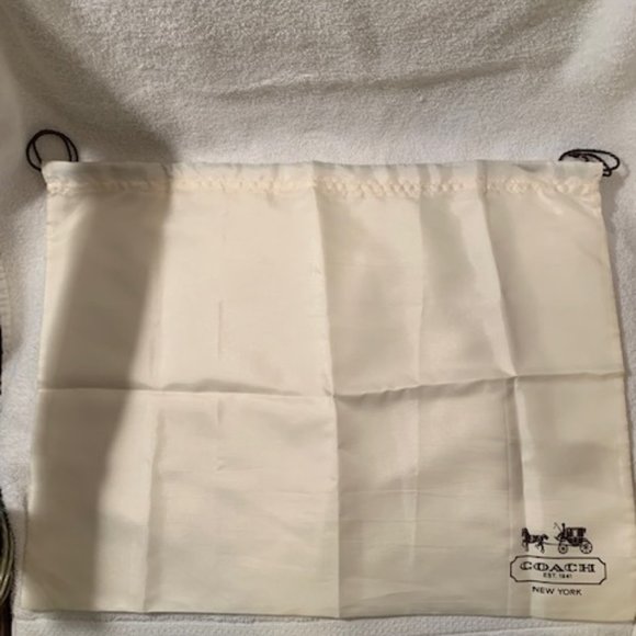 *HP* New Coach dust bag - Picture 2 of 3